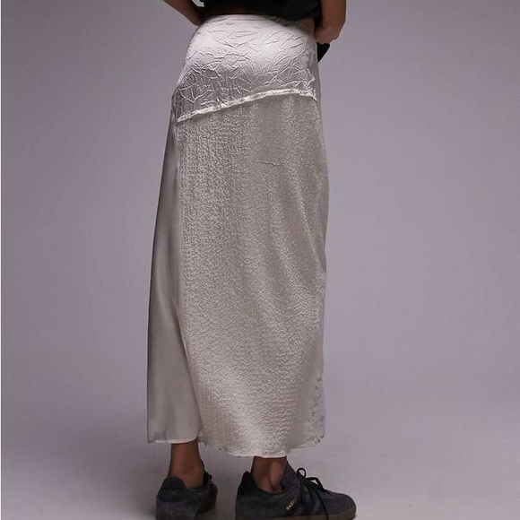 Topshop crinkle Lace Trim maxi Skirt - Picture 3 of 5